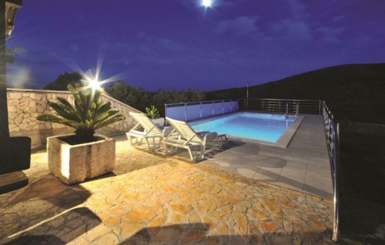 Holiday Home Ana Labin  エクステリア 写真