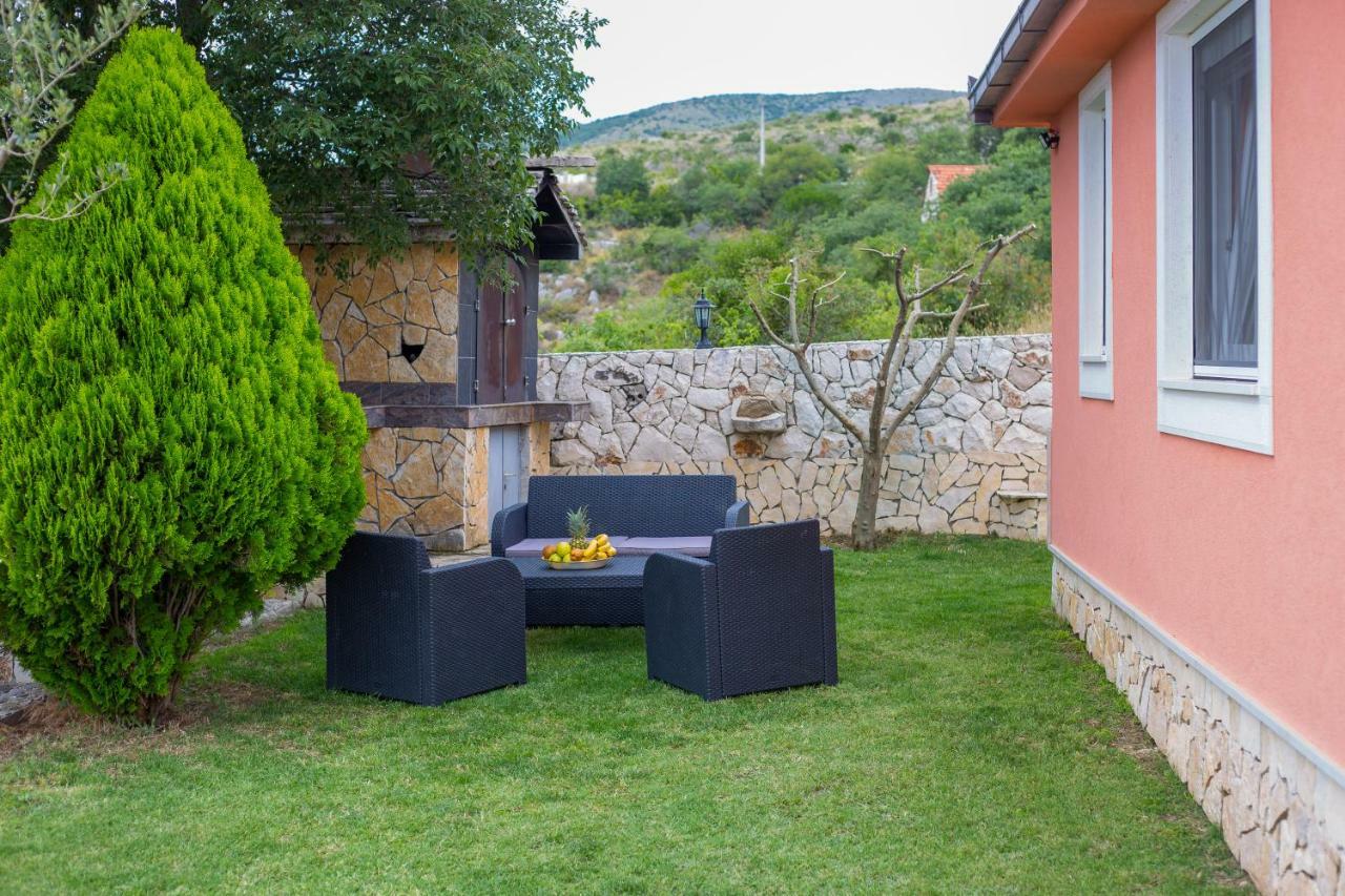 Holiday Home Ana Labin  エクステリア 写真